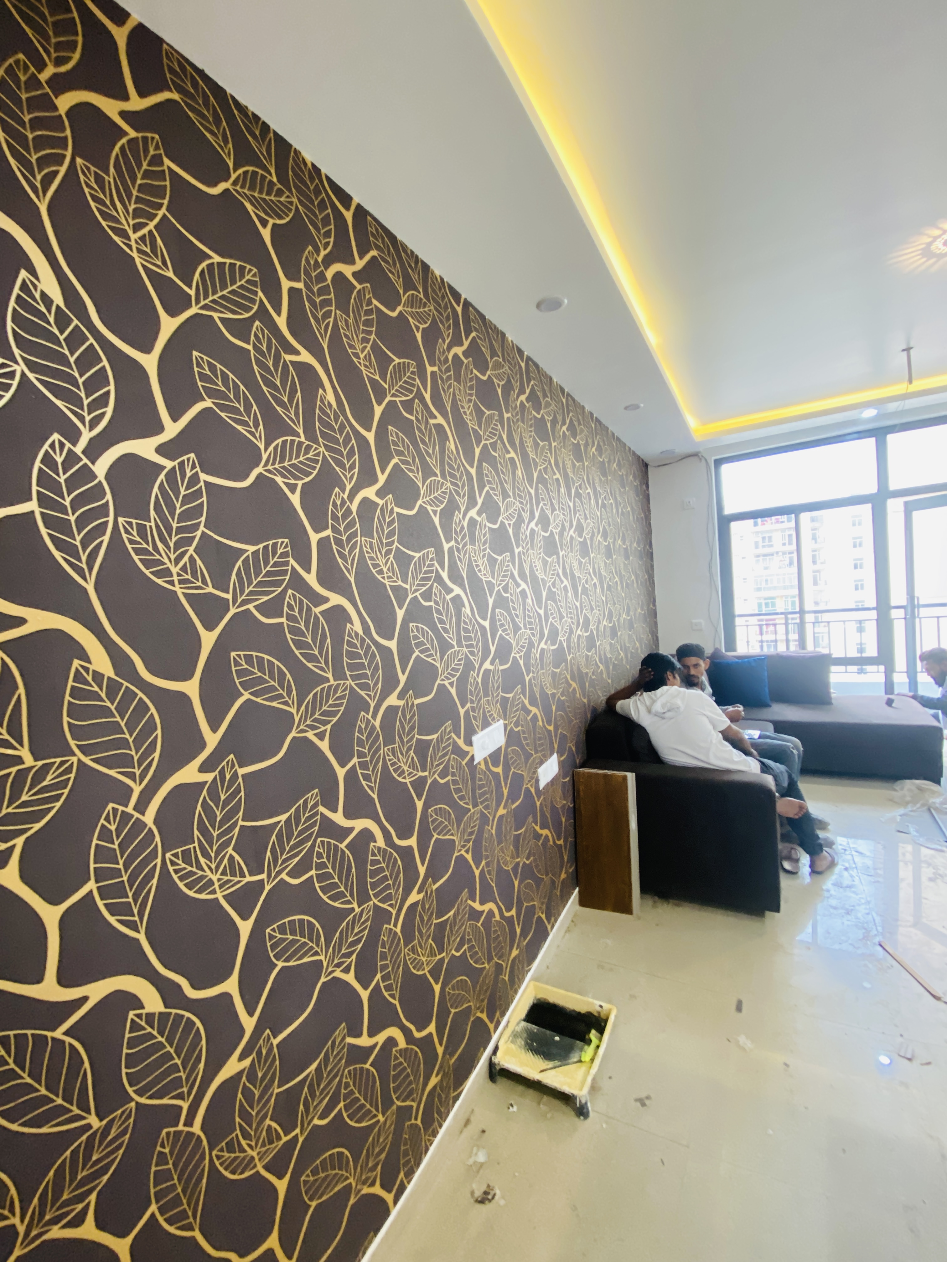 Living room wallpaper and ceiling lighting project